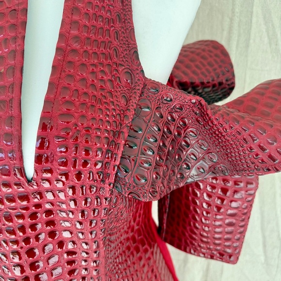 Designer J Loren Collection Off the Shoulder Red Croc Dress Size S - Picture 3 of 9